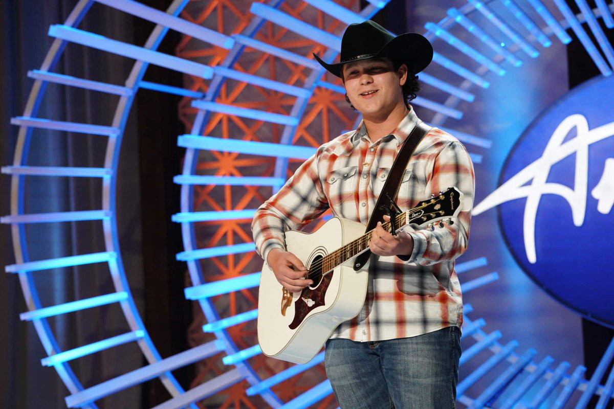 Despite American Idol disqualifying Caleb Kennedy after a racist video surfaced, hundreds of fans came out for a hometown concert.
https://t.co/xKvdr9jJ8w https://t.co/NevMsmLgfB