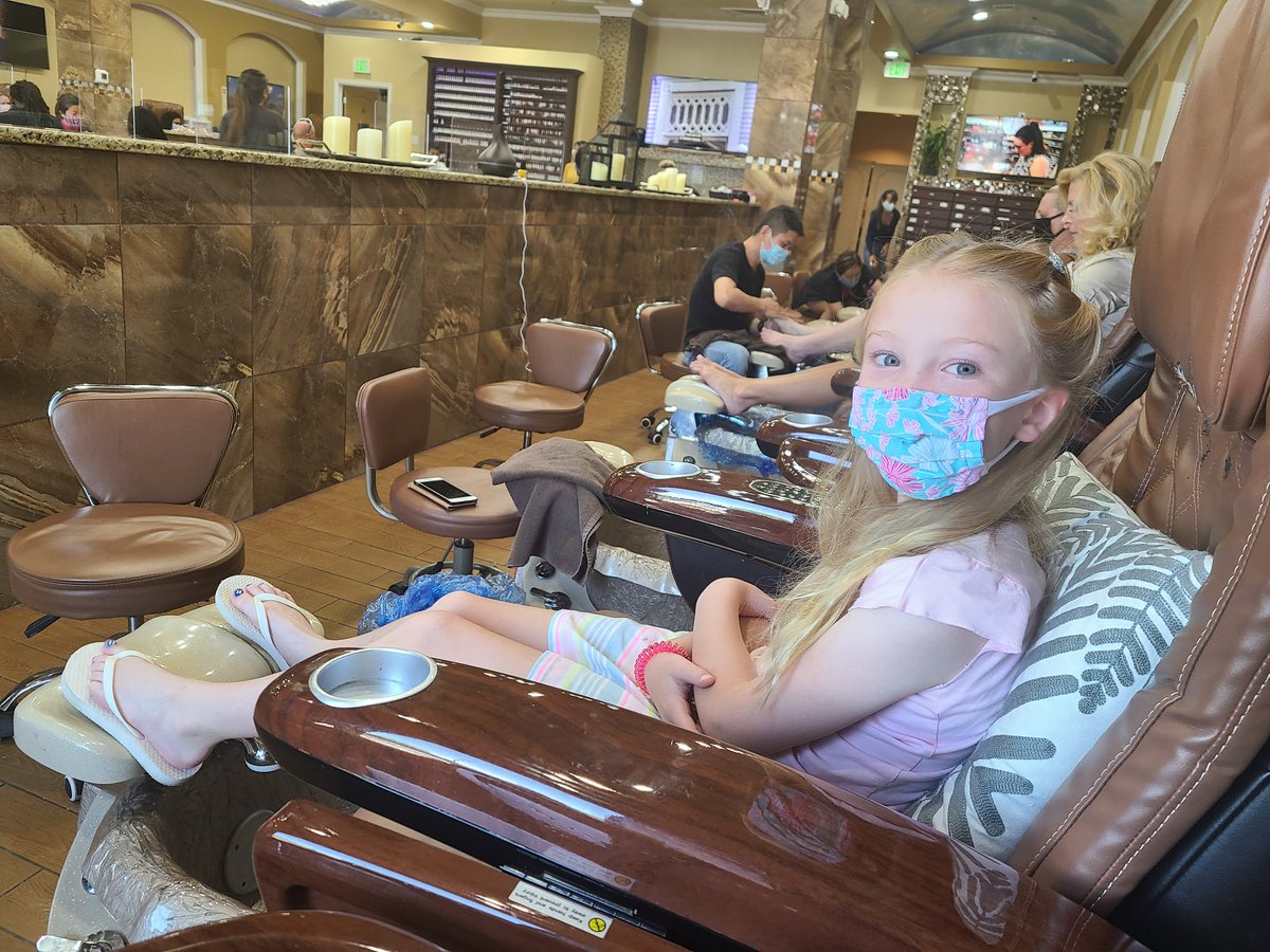 eacederberg tweet media