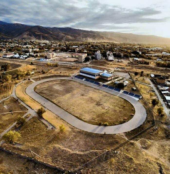 stadiongebod's tweet photo. When you cross a #lostground with a #pitchoftheweek This gem is located in Issyk Town (Kazakhstan)
📸 dan_bas_kz
#kazakhstan #kazakh #Kazachstan #қазақстан #қазақстан🇰🇿 #kazakhstan🇰🇿 #issyk #pitchoftheweek #lostgrounds #asia #asian #centralasia #sho… https://t.co/P59WEplDtV https://t.co/1BJbZP4qlC