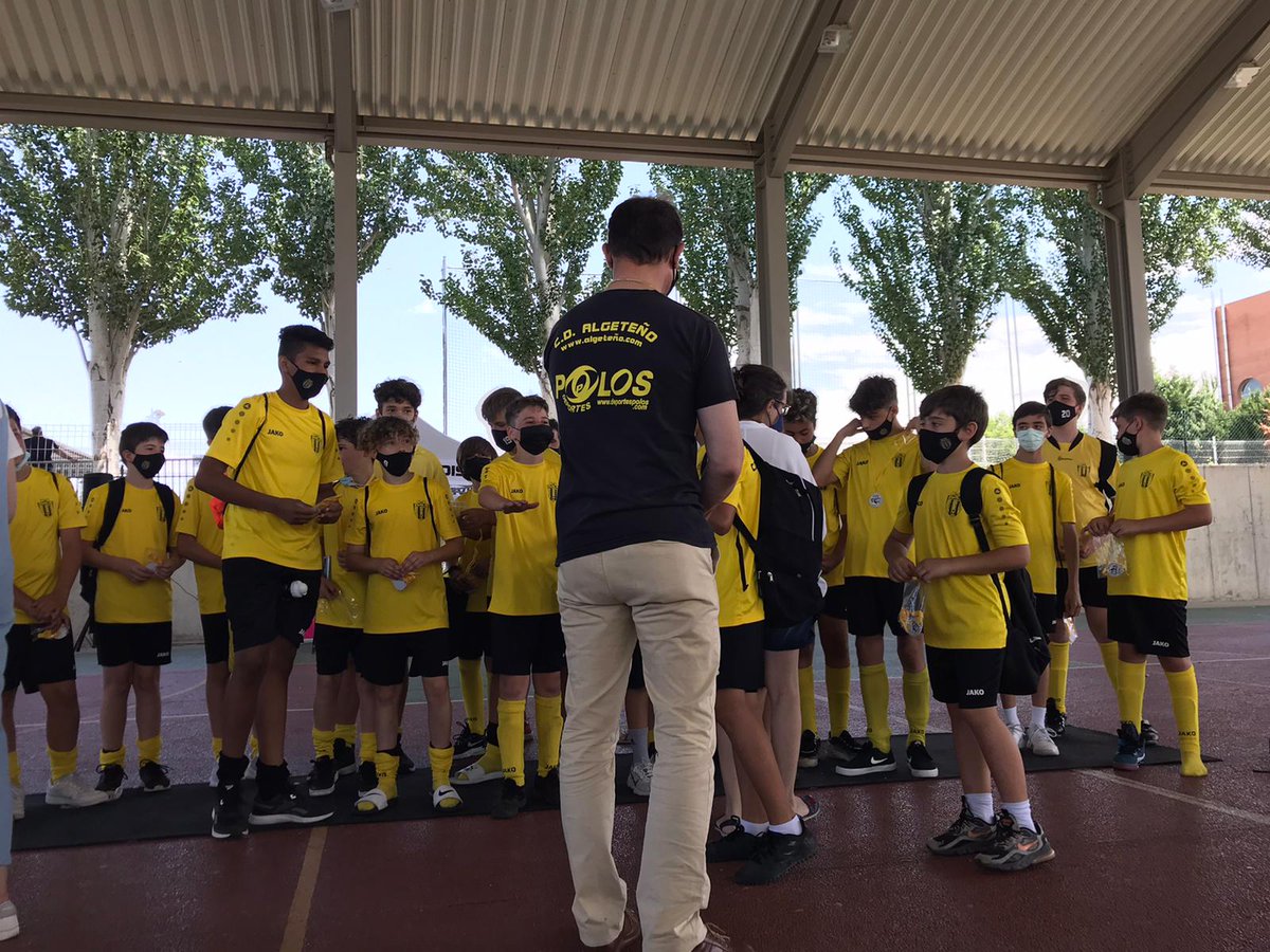 JJVallegarc's tweet photo. ▪️Ha sido un placer disfrutar esta mañana de la edición XI del Trofeo 🏆 Vive, siente y disfruta organizado por @CDAlgeteno 👌

Sin duda, Un gran ambiente DEPORTIVO! https://t.co/q5zItIPFyE