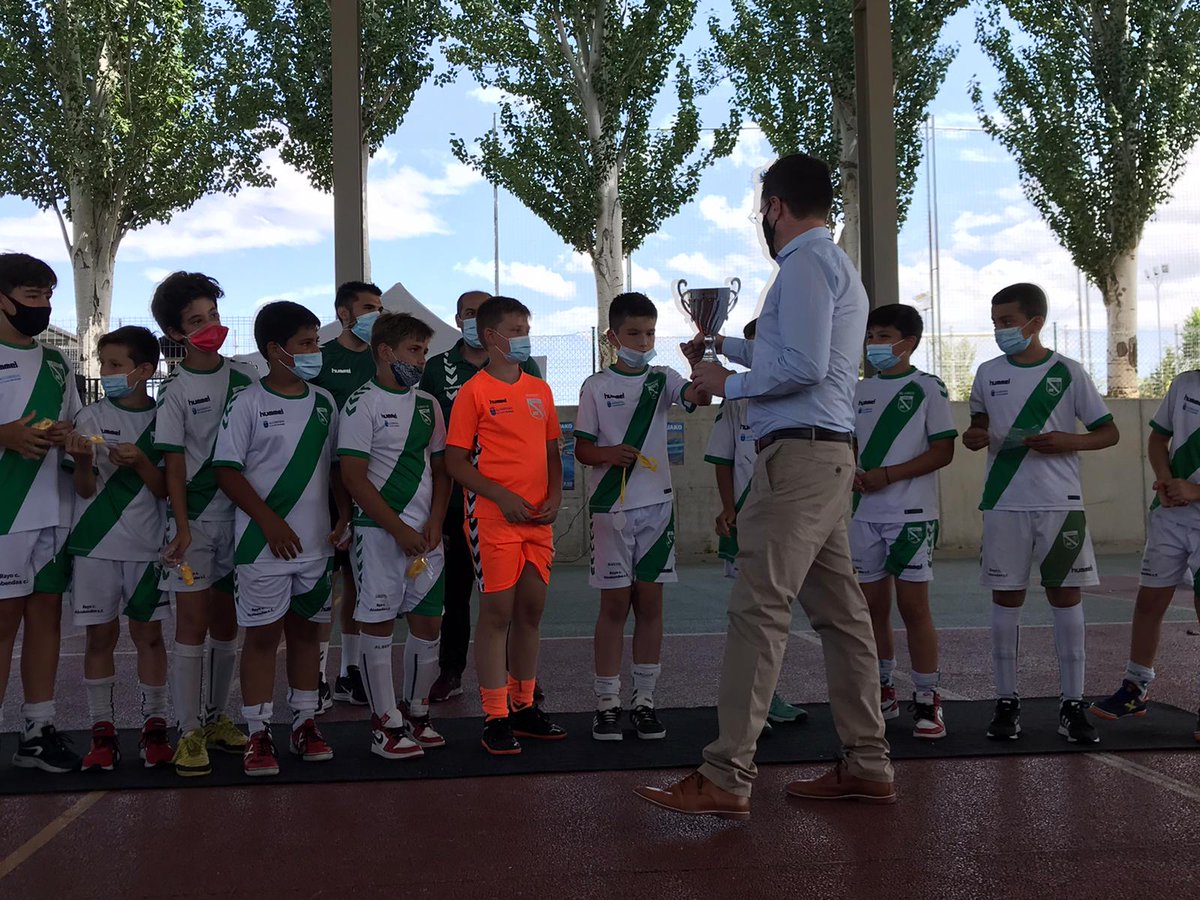 ▪️Ha sido un placer disfrutar esta mañana de la edición XI del Trofeo 🏆 Vive, siente y disfruta organizado por <a href="/CDAlgeteno/">C.D. ALGETEÑO</a> 👌

Sin duda, Un gran ambiente DEPORTIVO!