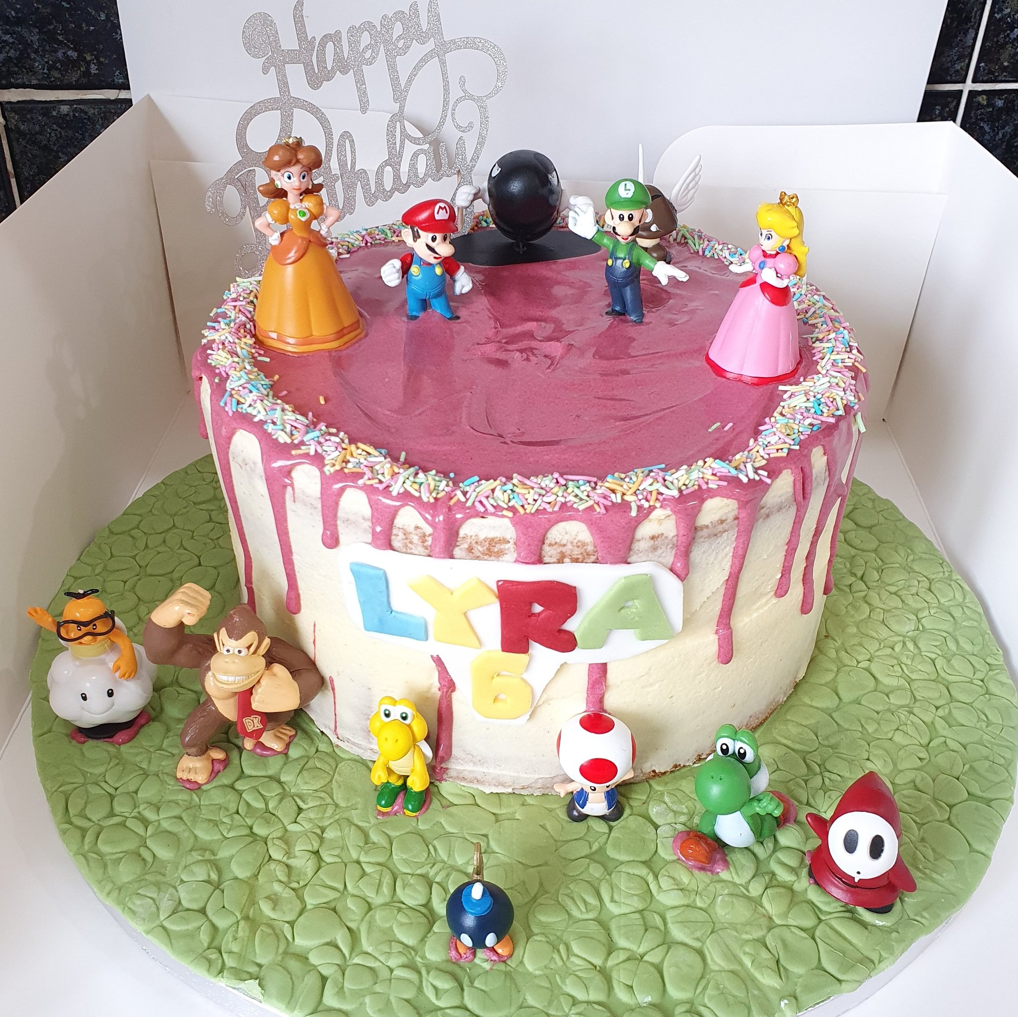 Gâteau Super Mario, Luigi et Peach