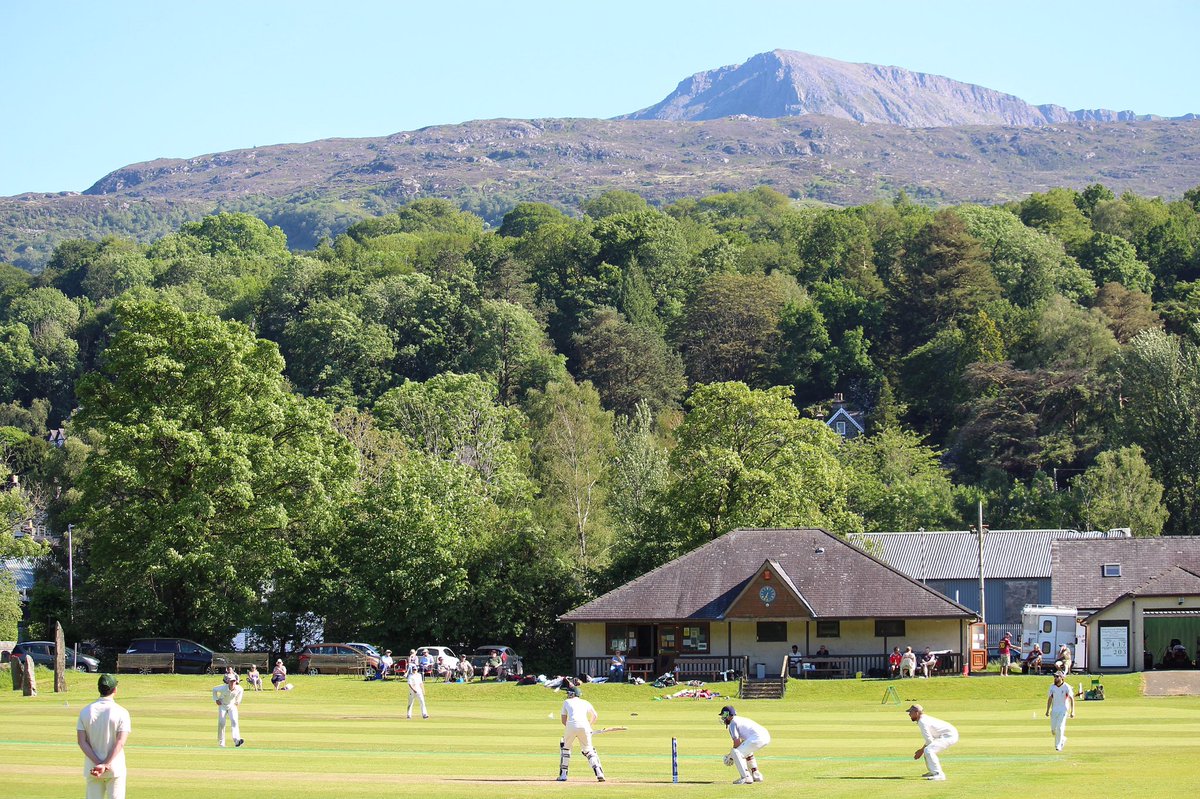 Gotta say, on days like this, the trip to Dolgellau CC is a really very nice cricketing day out...