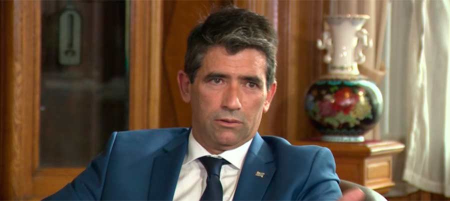 Este lunes en #InformativoSarandí a las 8 hs entrevista al ex vicepresidente de la República <a href="/RaulSendic_uy/">Raúl Sendic</a>. Todos los temas sobre la mesa junto a <a href="/aldo_silva12/">Aldo Silva Alfonso</a> <a href="/Gabrielhpereyra/">Gabriel Pereyra</a> <a href="/ValeriaSuperchi/">ValeriaSuperchi</a> <a href="/sersilvestri/">Sergio Silvestri</a>. Transmisión en vivo por Instagram @sarandi690