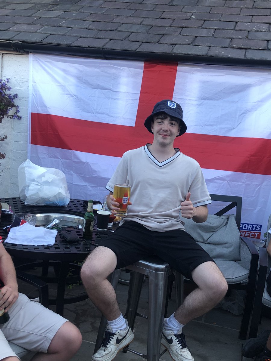 joenewelll's tweet photo. @gerriebyrnescot ITS COMING HOME 🏴󠁧󠁢󠁥󠁮󠁧󠁿🏴󠁧󠁢󠁥󠁮󠁧󠁿🏴󠁧󠁢󠁥󠁮󠁧󠁿 https://t.co/vDnPzYUFG0