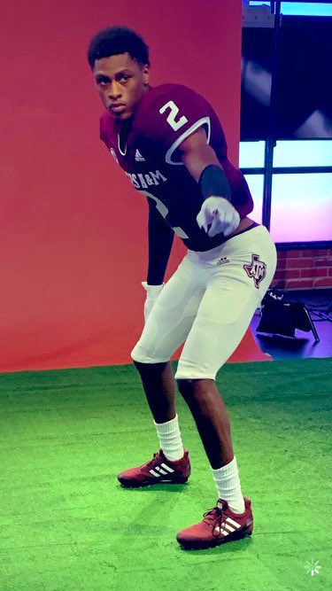 ColbertA_'s tweet photo. Had a great time at Texas A&amp;M University #GigEm👍🏾 https://t.co/wNzdX3FaTz