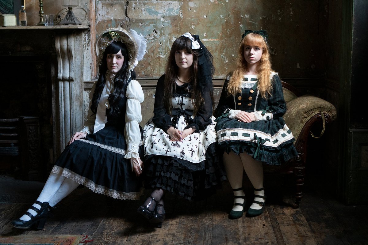 Shortscreen's tweet image. This week's @Shortscreen is @KateOlohan's Living Lolita, a short documentary which explores the world of the unique fashion sub-culture that found its way from Japan to a group of young women in Ireland.
@RTE2  Monday night at 23:55