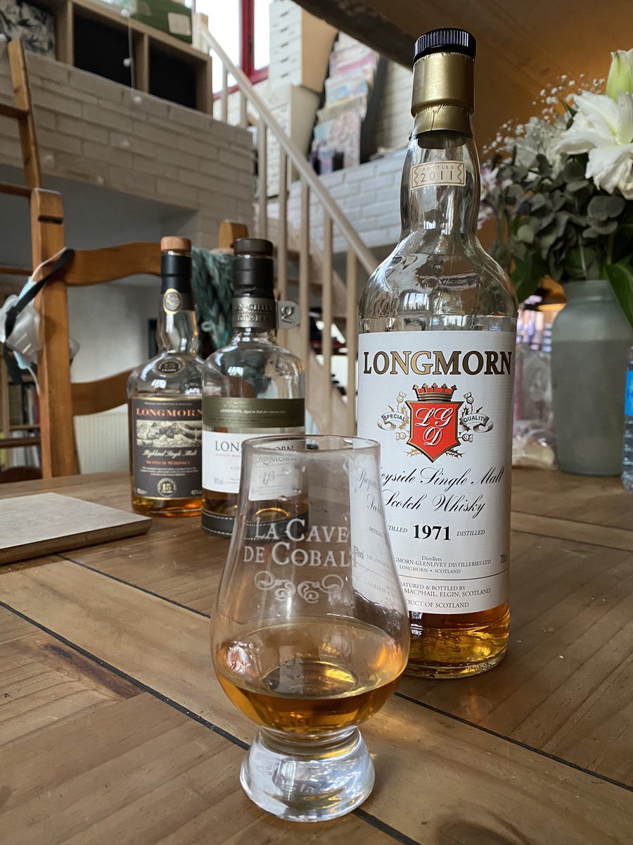 LaCaveDeCobalt's tweet image. Dessert dram !
Have a good night everyone.
#Longmorn #1971 #40yearsold 
@gordon_macphail