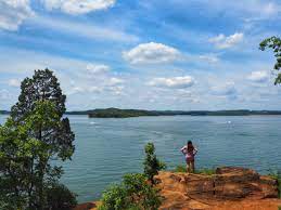 ChoiceAudiology's tweet photo. Hey #Loudon what did you do this week!? Now that summer is upon us, let's turn the comment section into a list of ideas. Drop your favorite picture you took below! 📸

#summeractivities #localactivities #localattractions https://t.co/MGiUbwS9Gm