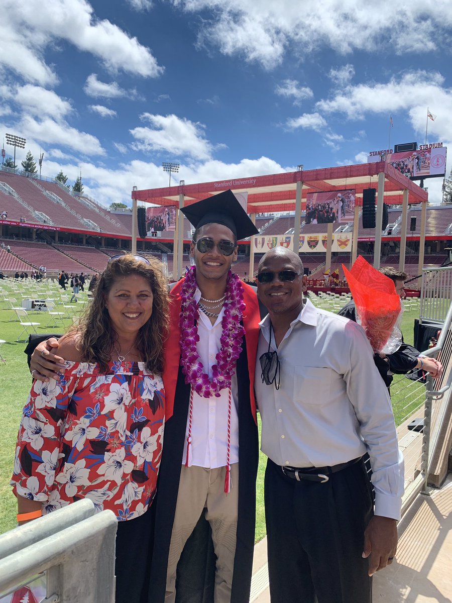 CoachIvinJasper's tweet photo. 4 years goes by fast. Congrats Jaylen!! #STANFORDGRAD https://t.co/fKEP8h7bqv