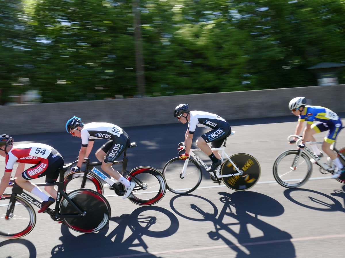 Mike_Mondie2's tweet photo. A great days racing for @tomadby &amp; @JudeMunday1 of @_BCDS_ @MaindyFlyersYCC Omnium in fantastic Welsh sunshine. 
Thanks to the organisers, officials &amp; volunteers.
#AllezBCDS 
@WbourneAcad_PE @CothamPE @BCSouthRegion https://t.co/mQ1HUNQzXA