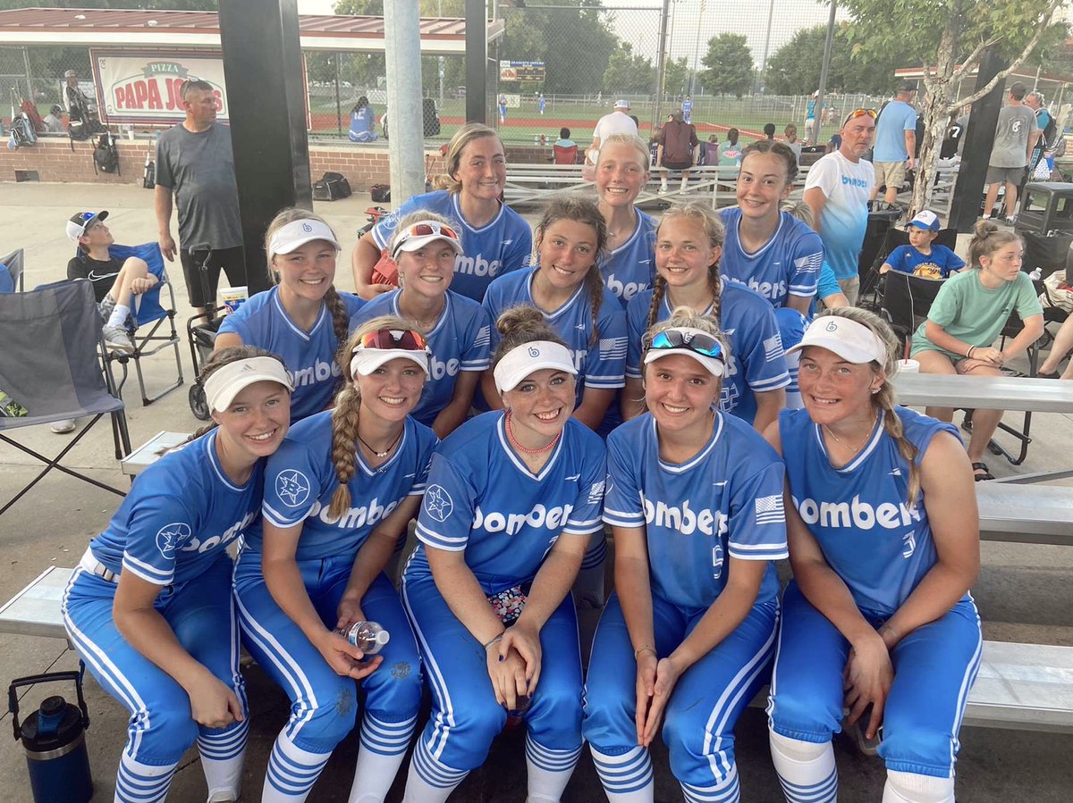 Had a great weekend at the MS Bombers SE Invite!! We went 4-2 and finished in the top 8. Proud to be a part of this team. #SEI2021 #bombernation