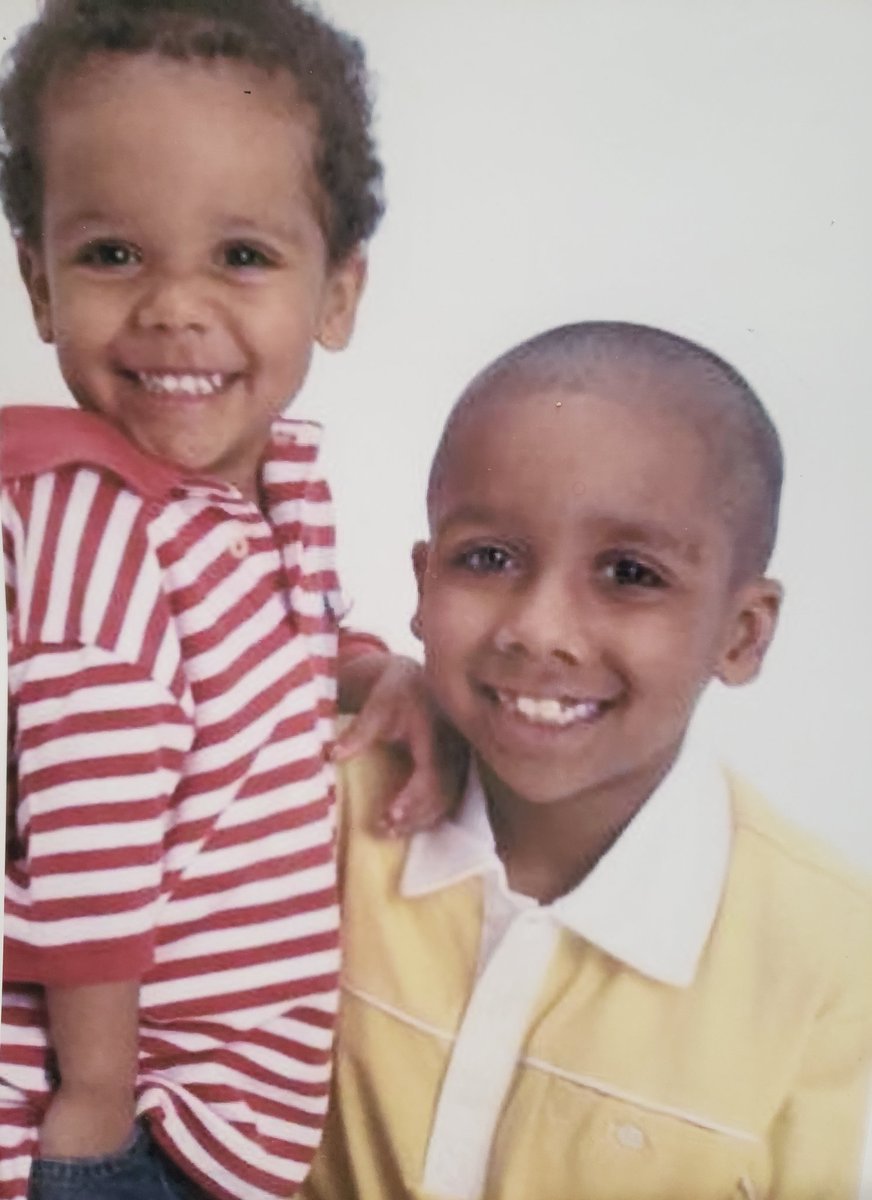 OneTwoTray's tweet photo. #madeMEN #jamisonLEGACY #family1stALWAYS https://t.co/3NfR6AzB8E