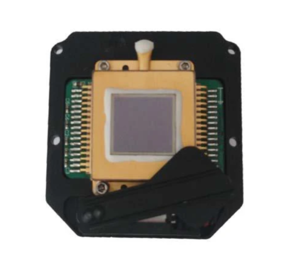 SmartSensor6's tweet image. Infrared LWIR Uncooled VOx Thermal Imaging Camera Module Core 384x288 25μm UWA384CX-H09-F
OEM/ODM is welcome to us.
Link:usmartsensor.com/portfolio/item…
Email: sales@usmartsensor.com
#ThermalImagingCamera #UncooledInfraredModule #UncooledInfraredCore
