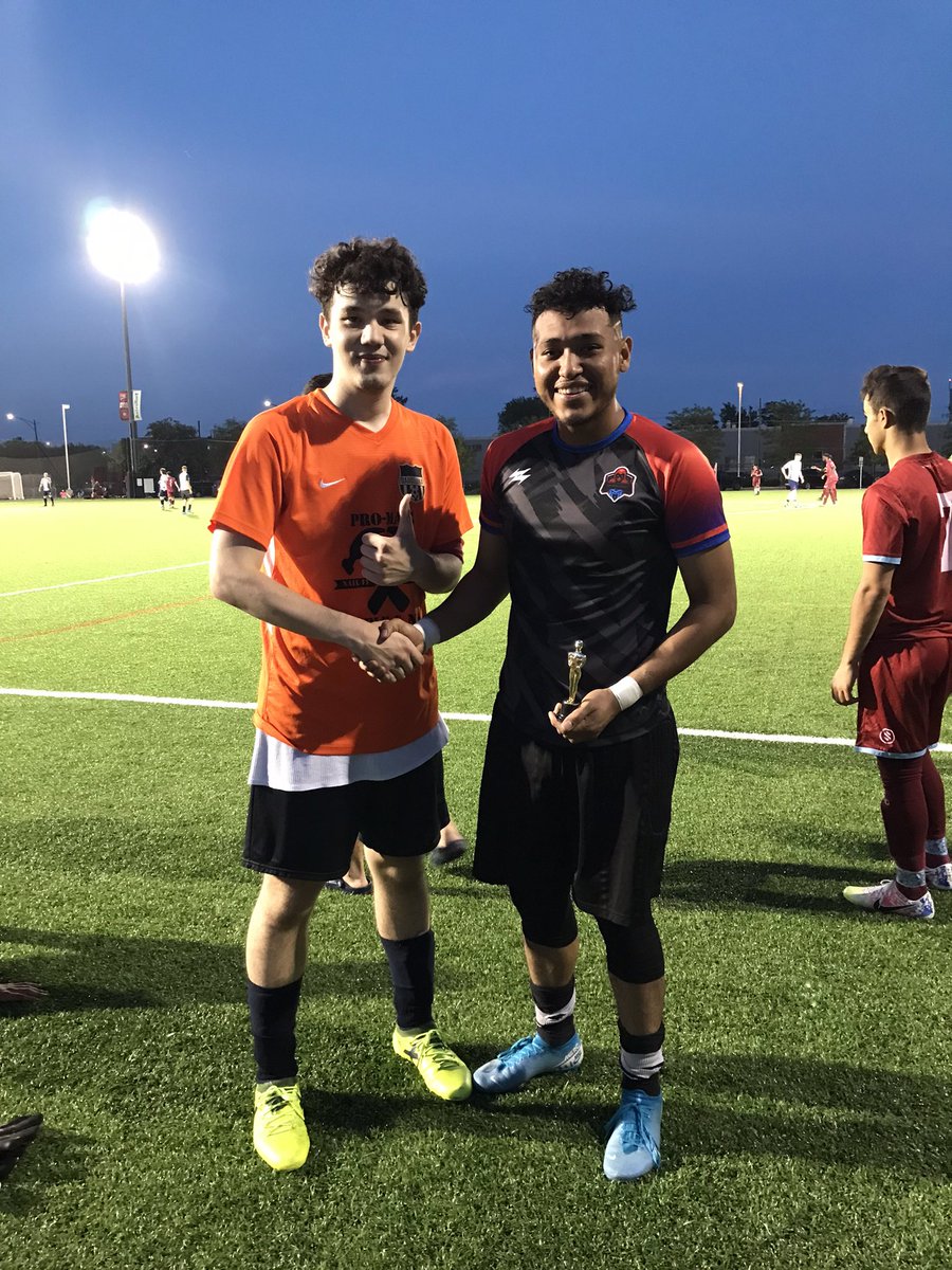 dadcelona's tweet photo. ⚽️ DAD’S KEEP THE SHEETS CLEAN ⚽️

The unbeaten run continues for Real Dadcelona as The Dad’s drew 0-0 to Firebirds SC on Friday night!

Man Of The Match went to Kenner who helped the team keep another clean sheet! (shoutout Steve and the post too)

#ComeOnOurDads #PlayoffBound https://t.co/pYhl5N1eb8