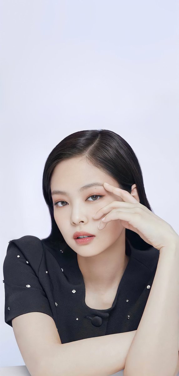 _blinkin_98's tweet photo. #BLACKPINK #JISOO #JENNIE #ROSÉ #LISA
#ОбоиОтАлии https://t.co/rIoTvKhn5K