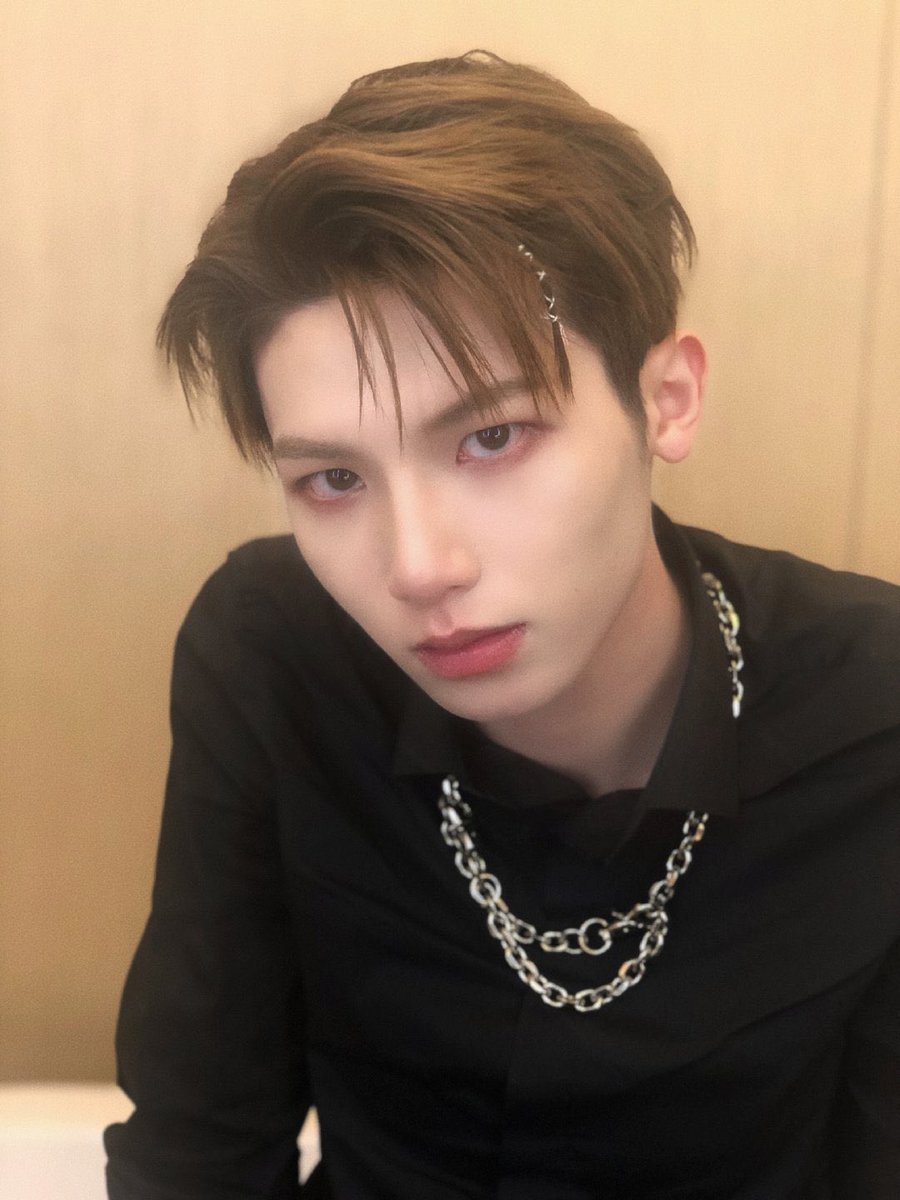 dearchaselee's tweet photo. Together, We have created a romantic night. 
I love Qingdao! I love Jimo! See you next time!! 

😍😍😍 大帅哥 https://t.co/TjQwe1SCYf