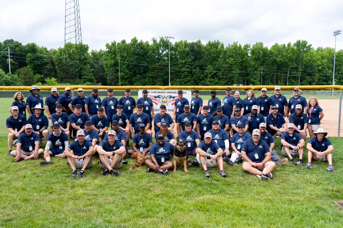 WWUmpireAcademy's tweet image. Semper Fi Sundays! Thank you @SemperFiFund for all your support to get these wounded warrior veterans out here to learn umpiring with the WWUA!! #wwua2021 #umpiring #veterans #semperfi
