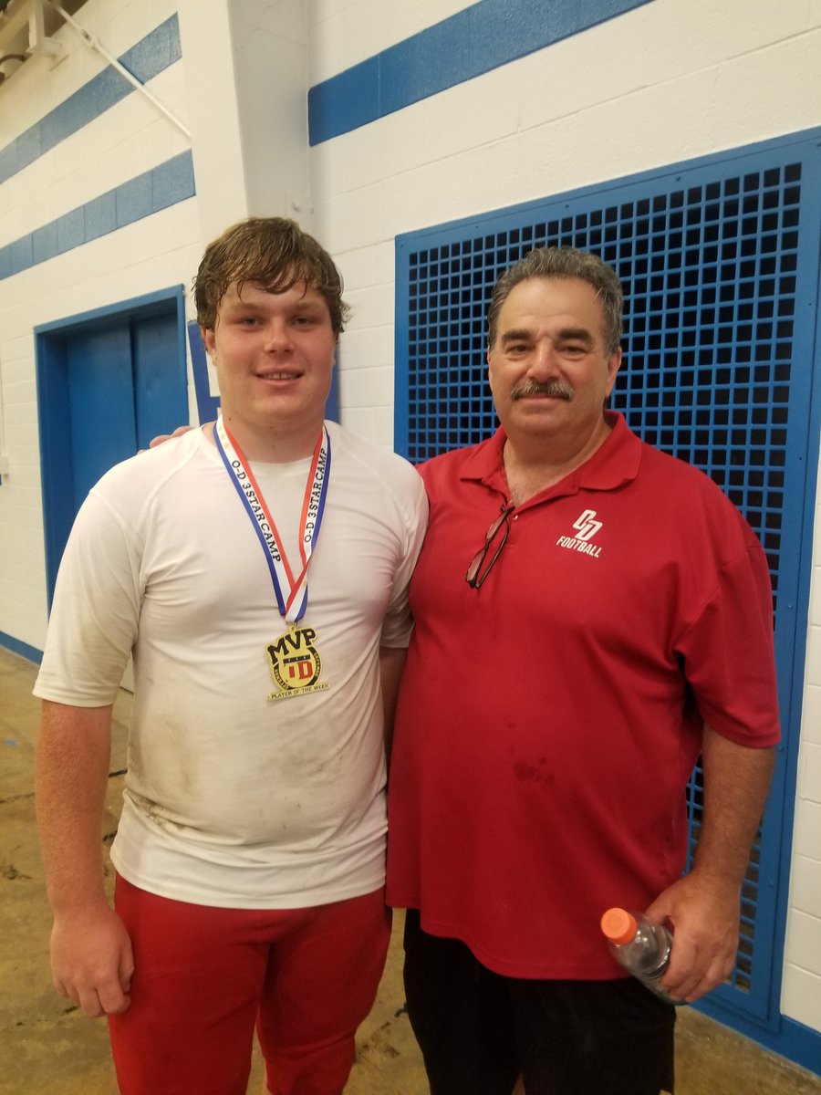 Had an awesome time <a href="/ODFootballCamps/">Offense-Defense Football</a> in Louisville! Thanks <a href="/CoachMartyFine/">Marty Fine</a> for sharing your football knowledge and <a href="/athleticsEHS/">Eastern Athletics</a> for hosting!