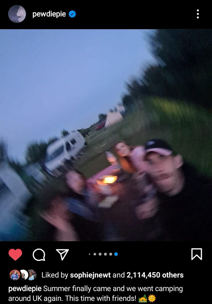 IG UPDATE | "Summer time finally came and we went camping around UK again. This time with friends! 🏡🌞"

📷 : instagram.com/pewdiepie