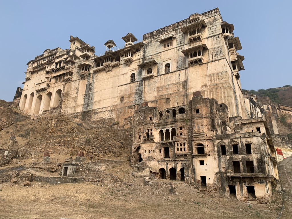 Taragarh Palace Bundi a treasure trove of Bundi Paintings #blog #beauty #Archaeology #blogger #bundi #explore #familytravel #IncredibleIndia #mytravelstory #photograghy #Rajasthan #shotoniphone #rajasthantourism #travelblogger #travelphotography #Travel #Traveller #FolloMe