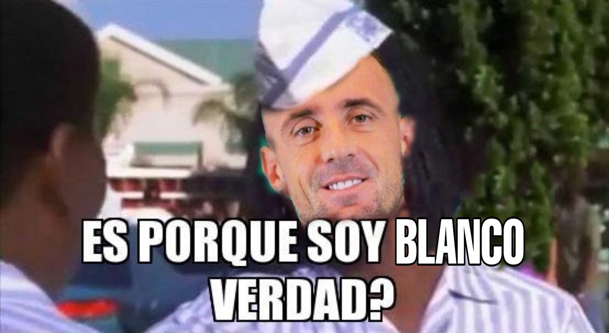 _Trismegisto's tweet image. Kitu Diaz no cumple los requisitos para ser titular en Ecuador.