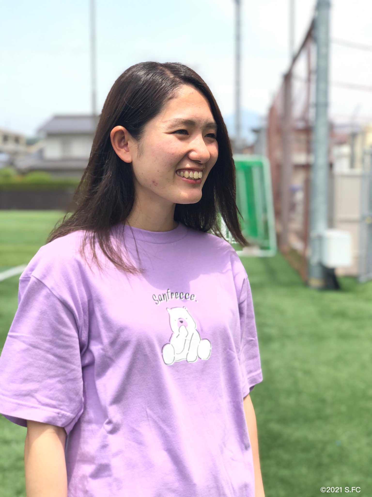 サンフレッチェ広島レジーナ 公式 オンラインショップにて Tシャツフェア 開催中 受注販売なので売り切れの心配はございません 選手の着用している写真を参考にぜひご購入ください 山口千尋 選手 T Co 5zwldkbn9o サンフレッチェ
