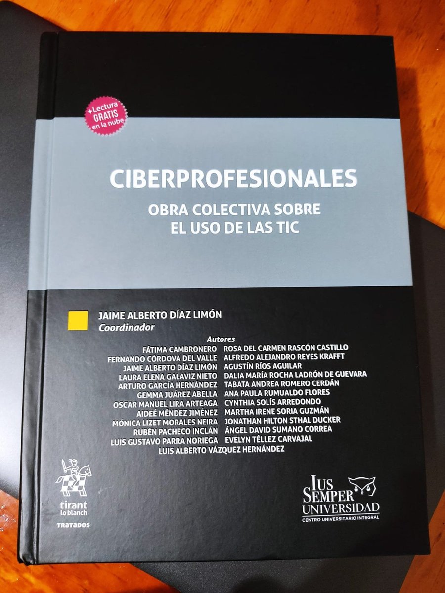 #ciberprofesionales  un libro colectivo de grandes representantes de esta noble profesión 😉 #ciberseguridad #ITLaw 

A leer 🤓📙📙 
Maestro Oscar Lira
@cynsol @aareyesk @bogadoDigital @facambronero