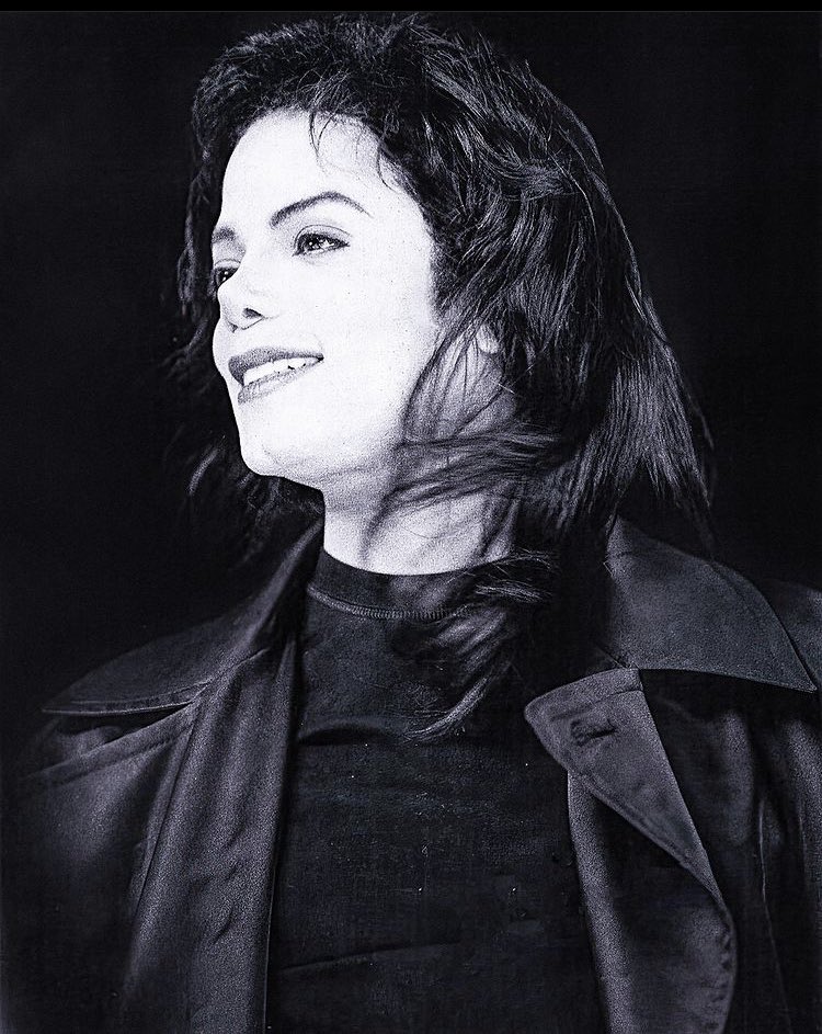 Alex__b03's tweet photo. #MichaelJacksonInnocent https://t.co/u06cBXfocM