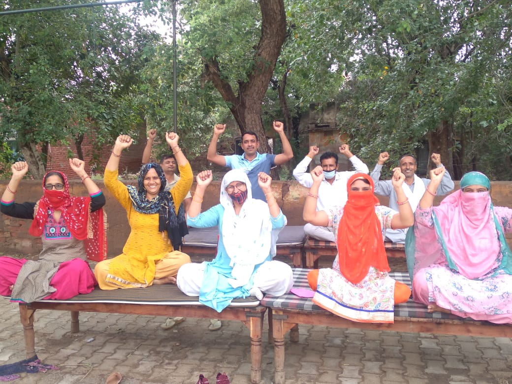 Bijende77366875's tweet photo. जब जब जुल्मी जुल्म करेगा सत्ता के गलियारों से चप्पा चप्पा गूंज उठेगा इंकलाब के नारों से।
@emohry 
@cmohry
@dcmohry
@anilvijminister

#Join_PTI_1983 https://t.co/zZWFTesIWB