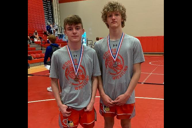 Gavin Mann and Eli Klus Advance To IWCOA Sectional dlvr.it/S1g4Dj