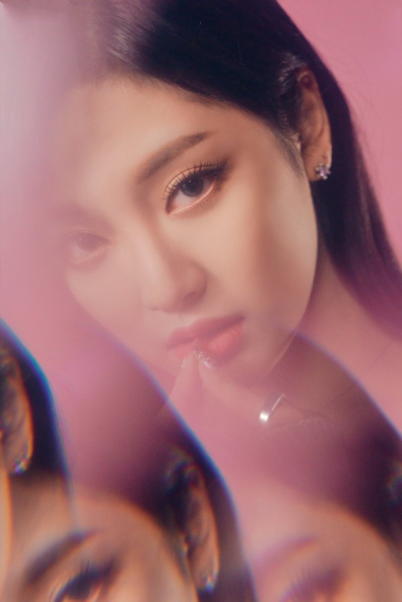 daedam_twt's tweet photo. ㅤ ♡   —     i     问    want   (  тo  )   个    givᥱ   /   𝘂    ᘒ .   only   ◟  𝗽𝗿𝗲𝘁𝘁𝘆   ¡   #things    ⃕     𝟒 .   ❒   ᥱvᥱr   𓏭  #NAOMI https://t.co/WL5eYhqiK5