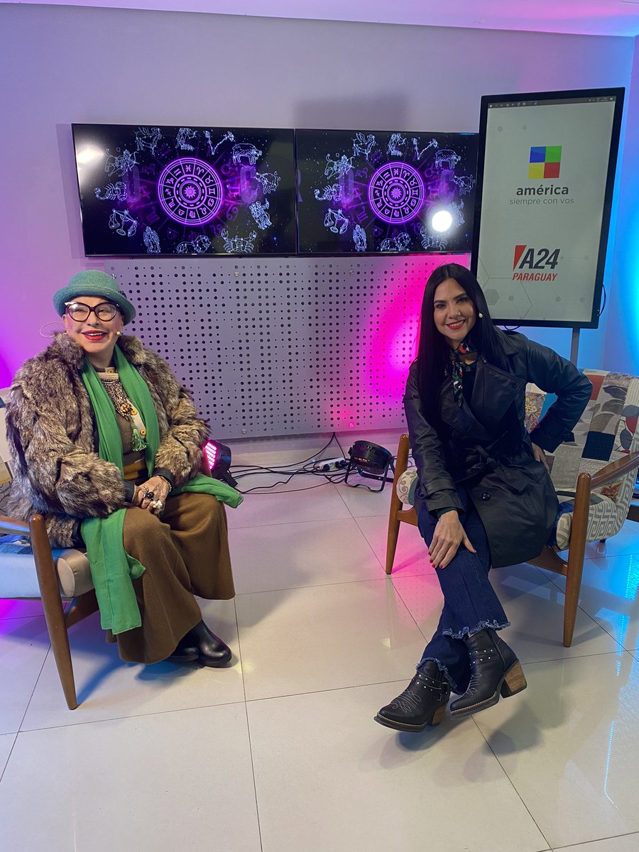 noritarodrigok's tweet photo. Empezamos la semana con todo
Invitados:
#mamachadeogum #alicio.solalinde
rizzoga #cosmopolitanspy
Look:
#charmepy #avonpyoficial #agarratecatalinapy #lapellecueros #guenpascalzados https://t.co/IqEpetuhyc