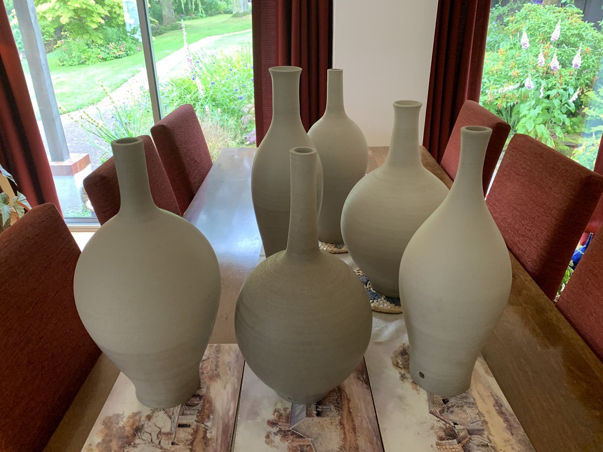 When it’s cold and wet outside you just have to bring your pots indoors to dry out before firing. It’s a good job my wife doesn’t mind!!!!!
Herriespottery