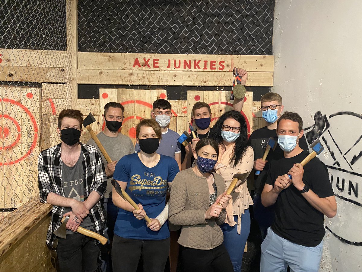 JaniceCaseyB's tweet photo. Team building day for team #dunbrody #axethrowing great fun #teambuilding #hospitality #MondayMotivation #monday @DunbrodyHouse all survived 😂😂😂🪓🪓🪓 https://t.co/EZANiKGITs