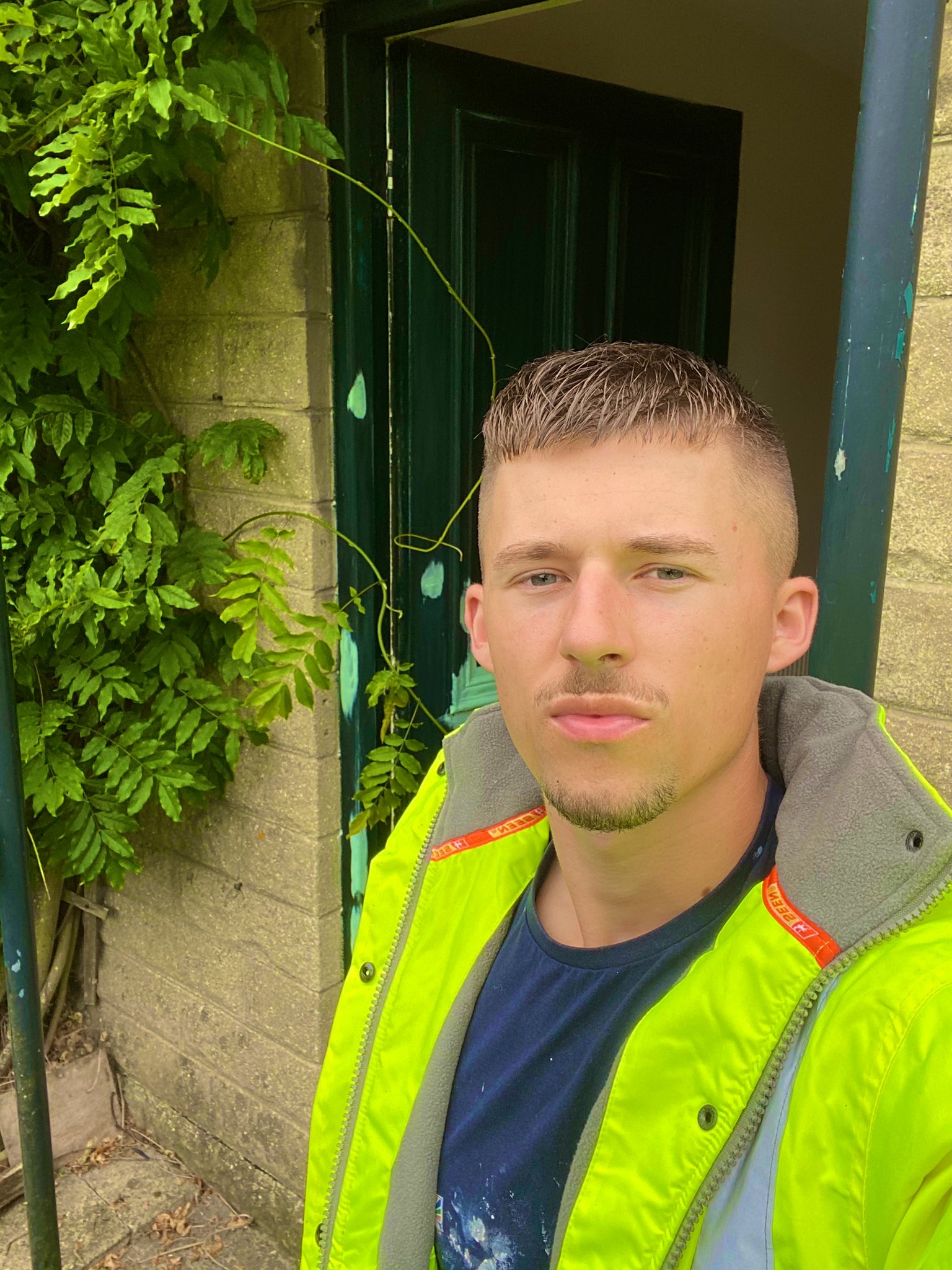 Chris OnlyFans 🍆 Top 0.08% on Twitter: "The FILTHY tradie. 😈👷‍♂️ https://t.co/e57DE7eL1N…