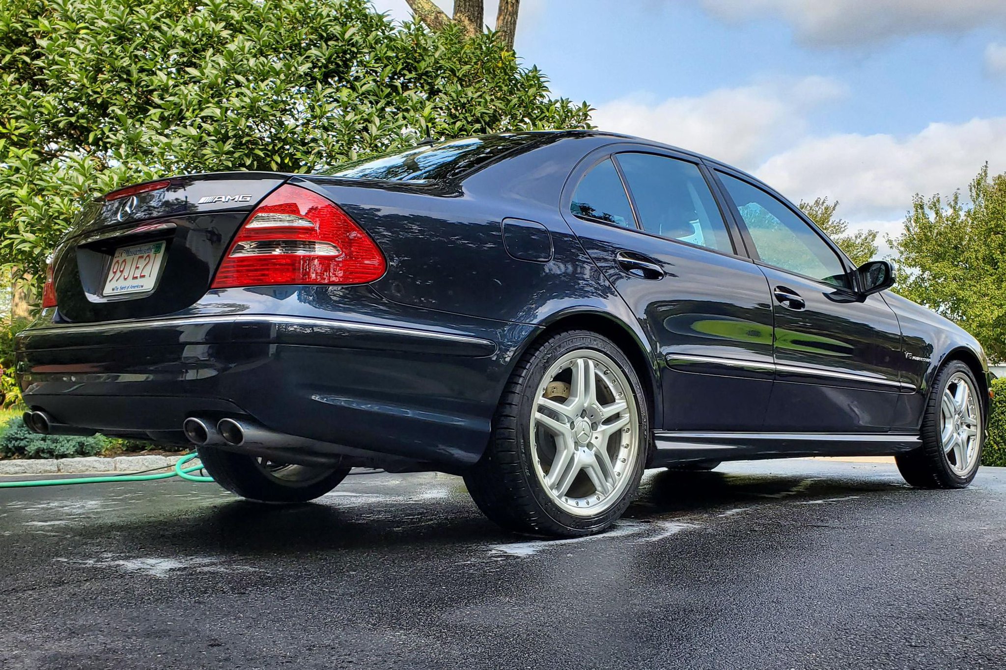 Doug Demuro On Twitter Nice Amg On Carsandbids 2004 Mercedes Benz E55 Amg One Owner And Mostly Stock With Under 39 000 Miles These Are Great Cars And Surprisingly Reliable For An Amg