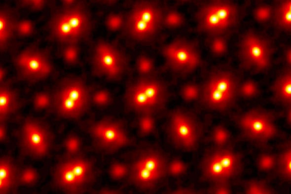 Behold the highest-resolution image of atoms ever seen bit.ly/3doLBKh