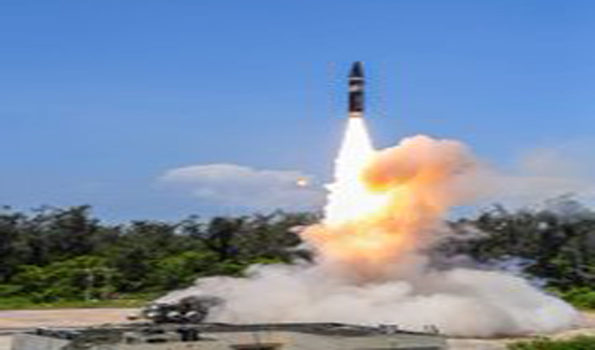 uniurdunews's tweet image. جدید نوعیت کے اگنی پی بیلسٹک میزائل کی کامیاب آزمائش
@DRDO_India
#AgniPrimeMissile
#Successfultest
uniurdu.com/drdo-test-new-…