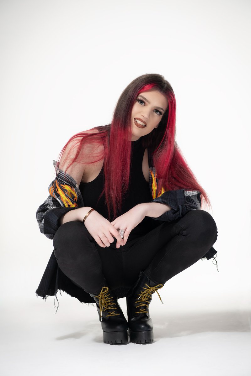 kick_doors's tweet photo. @TizaneMusic on TV! This Wednesday appearing on @LondonLive from 6pm, tune in - interview/video for #NewRelease 'Who's Gonna Hurt Me Now?' (@burninggirlnet) Watch - Freeview 8 Sky 117 Virgin 159 &amp; YouView 8. Photo @tinaKphotos  #tvpromotion #musicvideo #londonmusicscene #darkpop https://t.co/dGyjqZMl1b