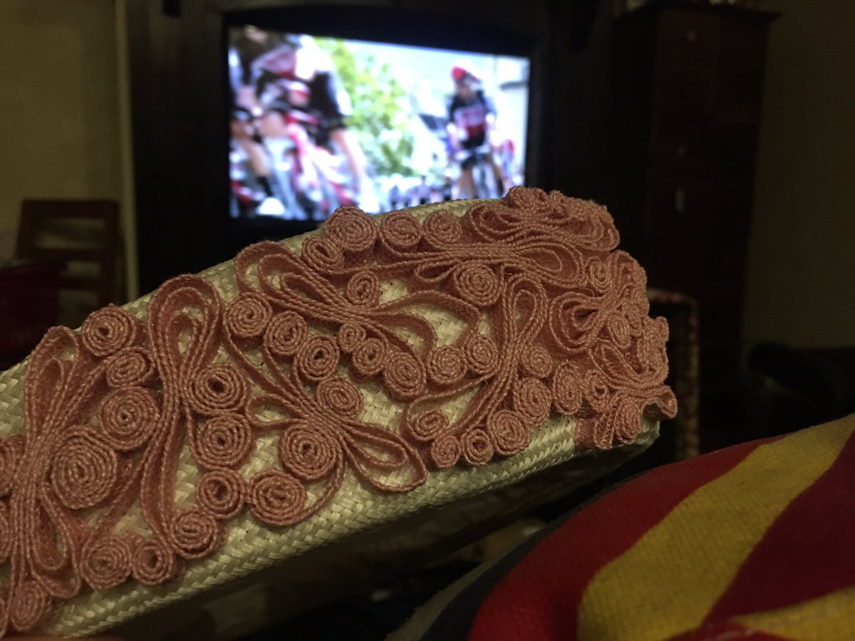 cinquecento62's tweet image. Been doing a little #millinery tonight #couchpeleton