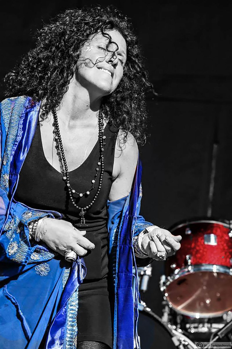 BECentInc's tweet photo. Back by popular demand. Juno Award winner Angel Forrest!
Get your ticket at https://t.co/ge5JfLjRqH for $10!
Two show times 8pm Eastern &amp; Pacific
#Music
#Musican
#JunoAwards
#Artist
#Entertainment
#PPV
#Canada
#Canadian
#AngelForrest
https://t.co/sHtkYYCDrb https://t.co/pCWZWCYn2r