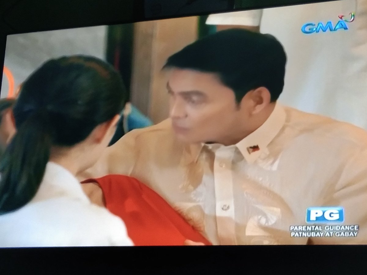 prttysxnya_'s tweet photo. Nagpapalusot Mama ni Glenn Hahaha
#FirstYayaEverAfter 
@sanya_lopez @SanyaWarriors https://t.co/6yfn4q88na