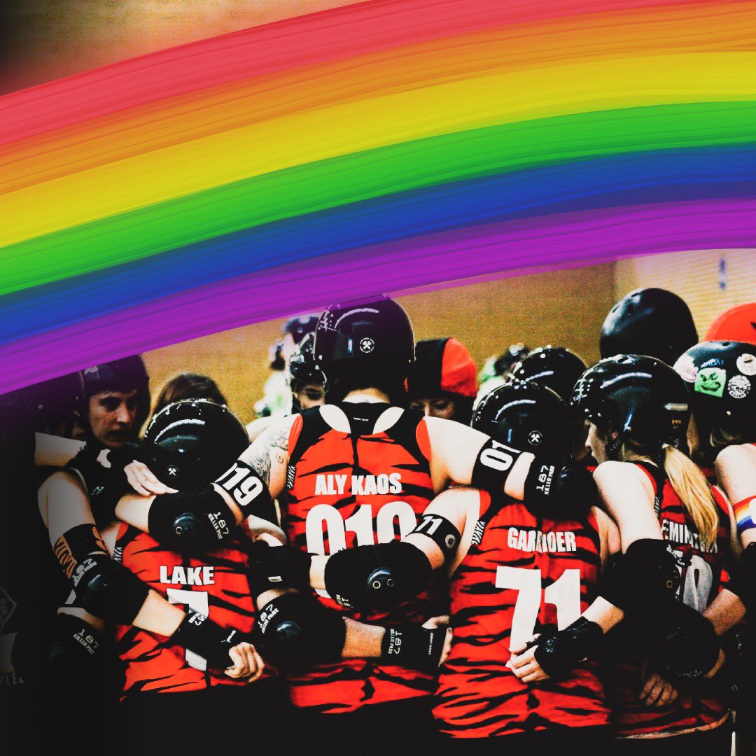 Una de las pancartas del primer Orgullo en BCN decía: “Queremos que nos dejen en paz”. Décadas después seguimos exigiendo respeto, derechos para todes y ocupar los mismos espacios que el resto. 

Por una #LeyTrans que nos reconozca a todes🏳️‍⚧️ Feliz y reivindicativo #Orgullo2021