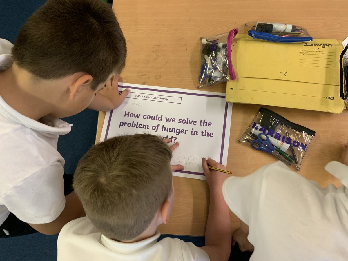 Year2Chalgrove's tweet photo. We are learning about #GlobalGoal number 2: Zero Hunger. How can we be better global citizens? Today we wrote down and shared our ideas. @ChalgroveSchool https://t.co/MlXjP2MBAm