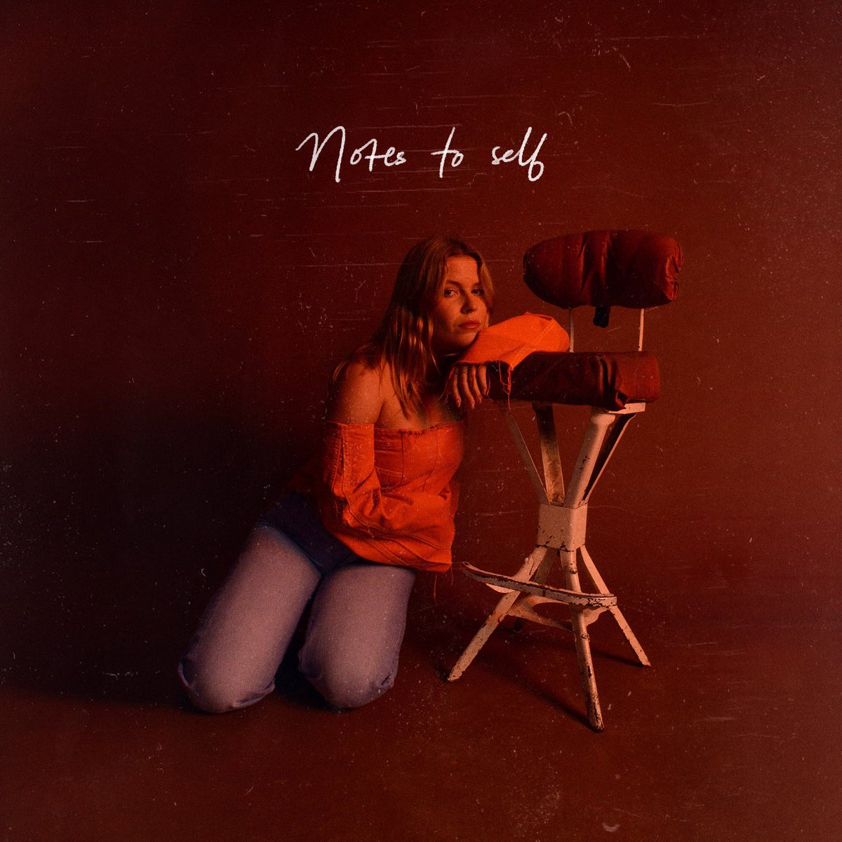 My EP, Notes To Self - OUT NOW
open.spotify.com/album/157MAR0m…
Notes to self was me noting down pivotal moments of self-reflection, growth and worth, and each track holds a teachable message. 
I hope you enjoy it, love Lu x