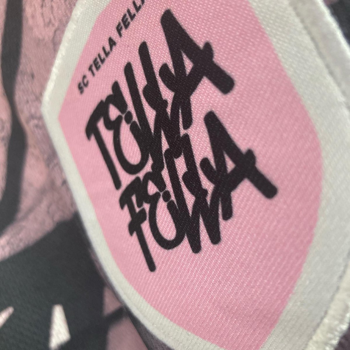 SCTellaFella's tweet photo. SC TELLA FELLA STOCK ADDED
2 Medium
2 Large
Immediate despatch, only £34.99.
Where else can you get a shirt that features a full graffiti print and one that donates a % from each sale to such a good cause as @_blOKes?
https://t.co/YyR0dZylYn
#MaleTale #MentalHealth 🧠 https://t.co/dzW8SmWfxW