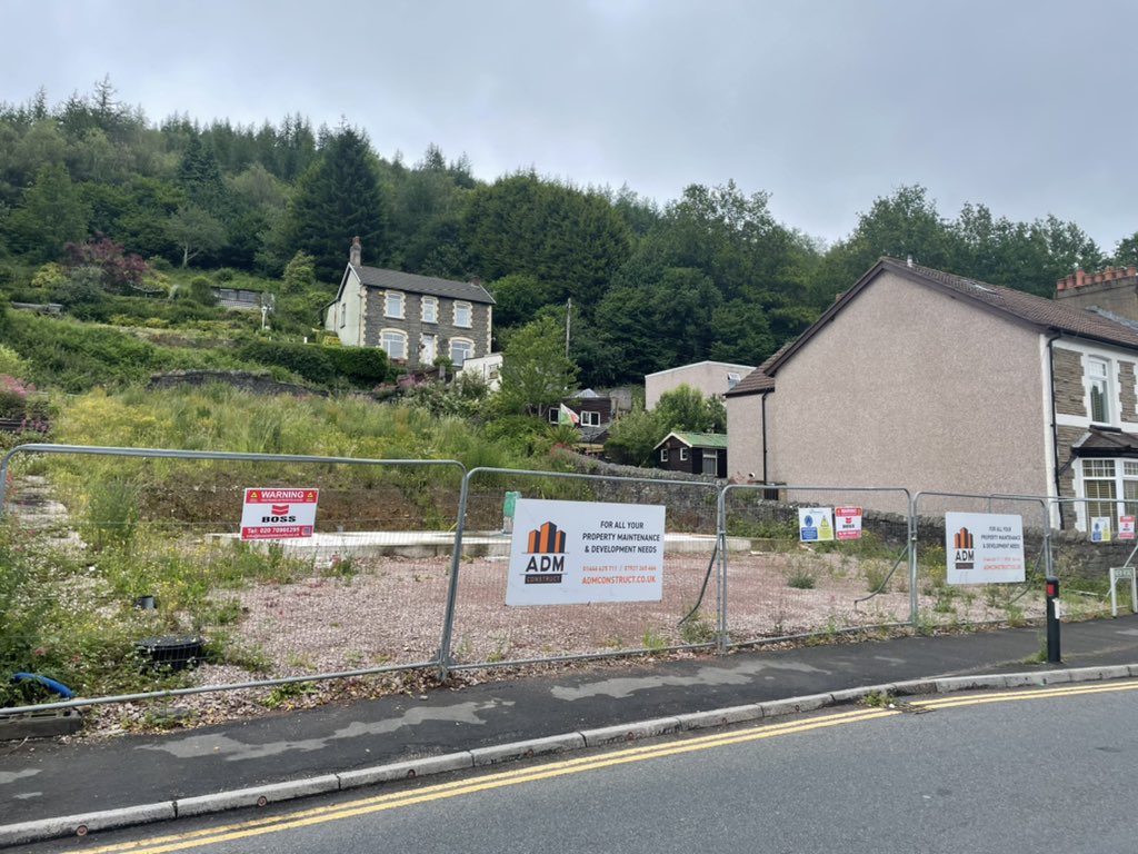 site_boss's tweet image. Site Survey Completed Today at Cwmfelinfach for @adm_construct 🎥