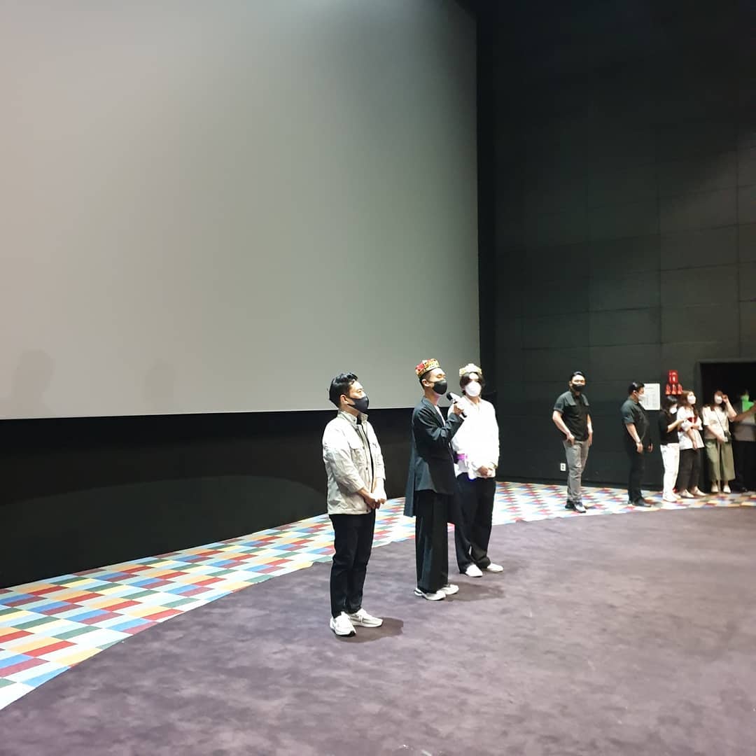 JCWFever's tweet photo. JiChangWook 😍😍😍
[Movie] Hard Hit Stage Greetings 20210626
@jichangwook #BackstreetRookie
#JiChangWook #지창욱 #TheK2 #KimJeha #SuspiciousPartner #jichangwookfever  #Healer  #MeltingMeSoftly
#citycoupleswayoflove
#LovestruckintheCity
#hardhit #restrictedcall 
Cr@rooplly https://t.co/zvhkXsiTKB