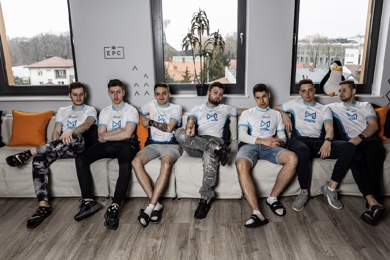 m1edencsgo's tweet image. Our crew can’t wait to test @DMScript Holonex as soon as it comes.🎮

Holonex will be peer-to-peer platform leeting you bet on your favourite teams and support gaming evironment😎

Sound great isn’t it? Check DMScript out!

dmscript.com

#DMScript